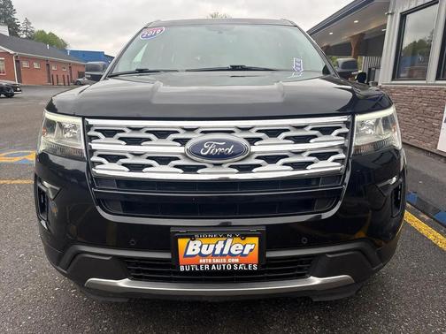 Agate Black Metallic 2019 Ford Explorer XLT