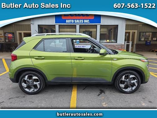 2023 Hyundai VENUE SEL