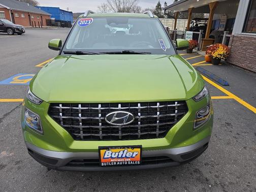 2023 Hyundai VENUE SEL