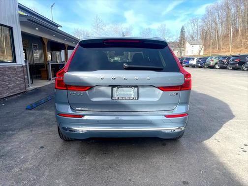 2023 Volvo XC60 B5 Plus Bright Theme