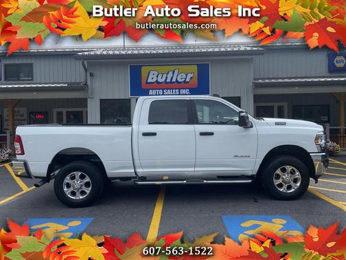 2024 RAM 2500 Big Horn Crew Cab 4x4 6'4' Box