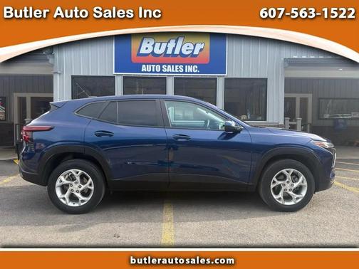 Blue Glow Metallic 2024 Chevrolet Trax LS