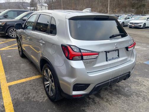 2024 Mitsubishi Outlander Sport 2.0 ES