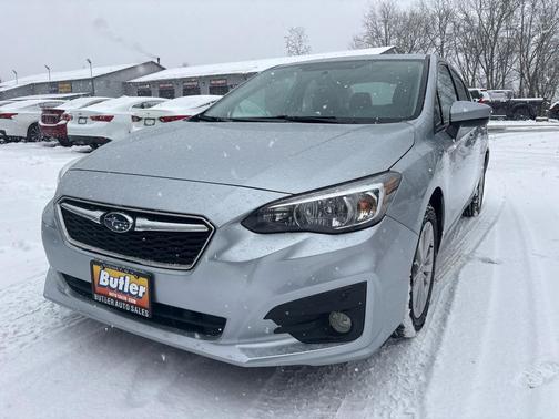 2018 Subaru Impreza 2.0i Premium