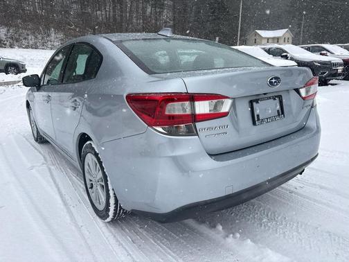 2018 Subaru Impreza 2.0i Premium