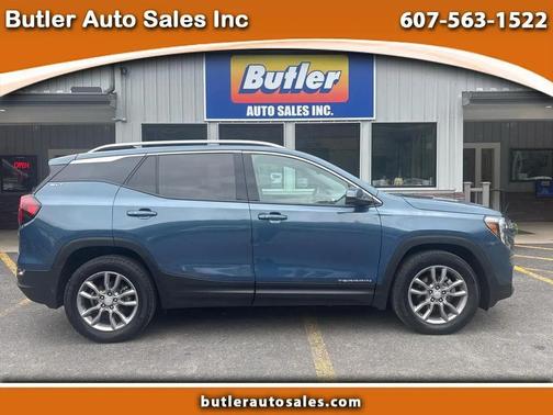 Blue 2024 GMC Terrain SLT