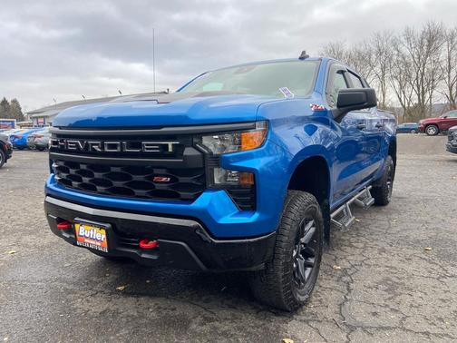 2023 Chevrolet Silverado 1500 Custom Trail Boss