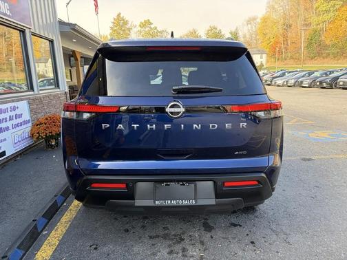 Deep Ocean Blue Pearl 2026 Nissan Pathfinder SV