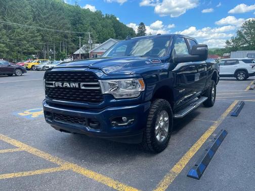 Patriot Blue Pearlcoat 2024 RAM 2500 Big Horn Crew Cab 4x4 6'4' Box