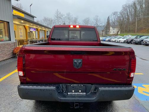 2022 RAM 1500 Classic SLT