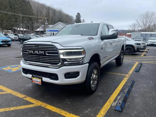 2024 RAM 2500 Laramie Crew Cab 4x4 6'4' Box