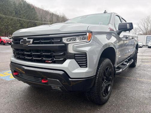 Gray 2024 Chevrolet Silverado 1500 LT Trail Boss