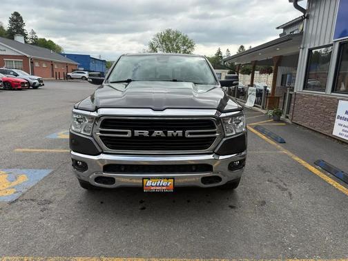 Granite Crystal Metallic Clearcoat 2020 RAM 1500 Big Horn/Lone Star