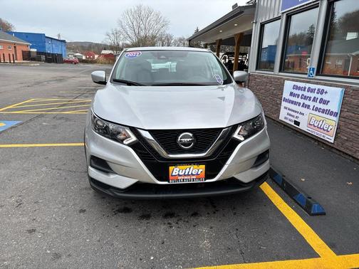2022 Nissan Rogue Sport S
