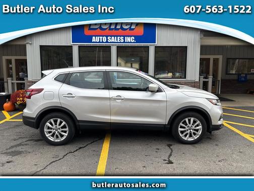 2022 Nissan Rogue Sport S