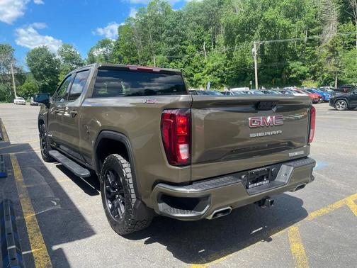 Deep Bronze Metallic 2024 GMC Sierra 1500 Elevation