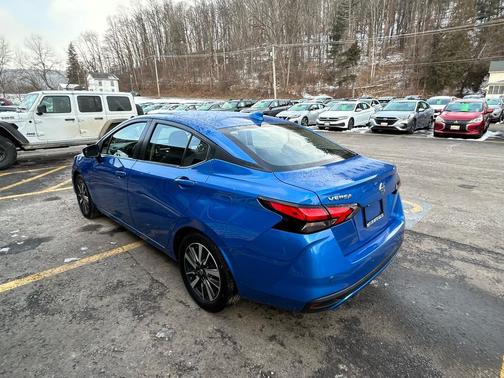 2021 Nissan Versa 1.6 SV