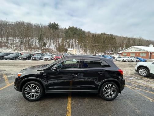2018 Mitsubishi Outlander Sport 2.0 ES