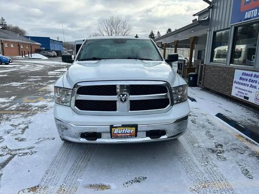 2022 RAM 1500 Classic SLT