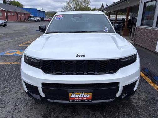 Bright White Clearcoat 2023 Jeep Grand Cherokee L Altitude
