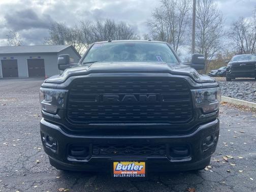 2024 RAM 2500 Big Horn Crew Cab 4x4 6'4' Box