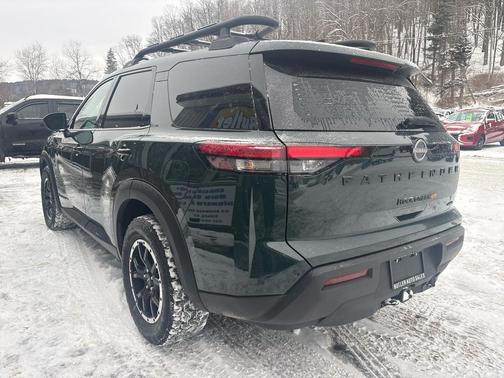 2023 Nissan Pathfinder Rock Creek 4WD