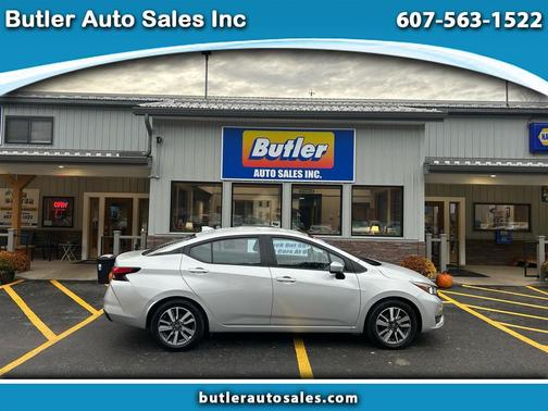 2023 Nissan Versa 1.6 SV