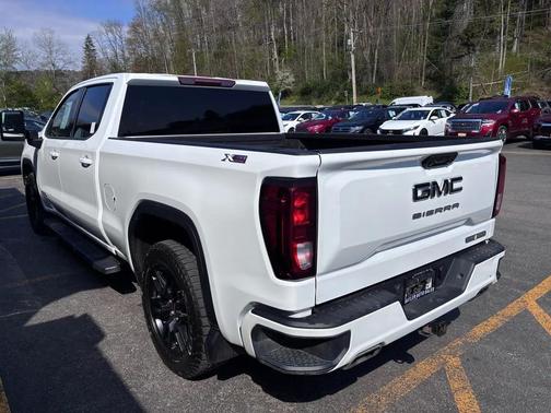 Summit White 2023 GMC Sierra 1500 Elevation