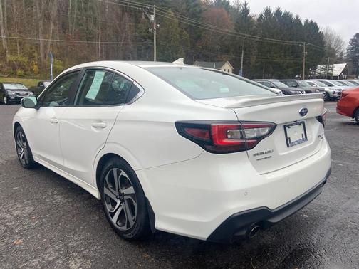 2022 Subaru Legacy Limited