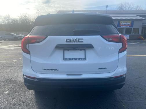 2021 GMC Terrain SLT