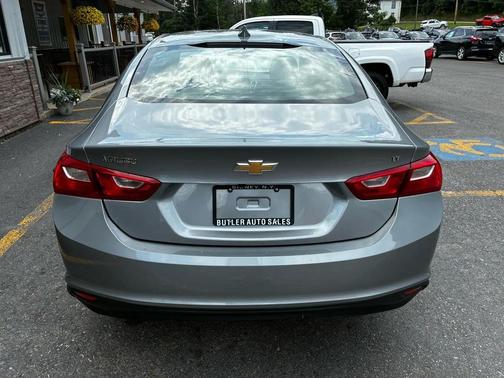 Silver 2023 Chevrolet Malibu FWD 1LT
