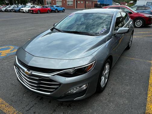Silver 2023 Chevrolet Malibu FWD 1LT