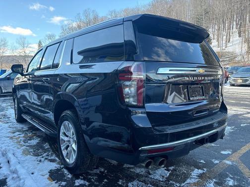 2024 Chevrolet Suburban Premier