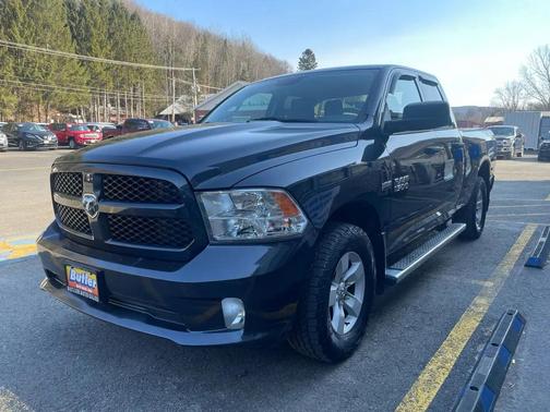 Maximum Steel Metallic Clearcoat 2018 RAM 1500 Tradesman/Express