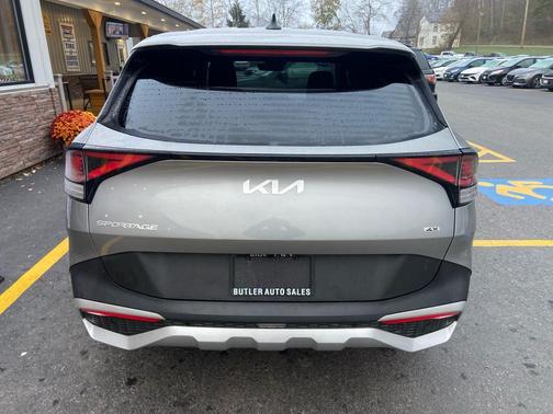 2023 Kia Sportage LX