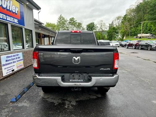 2019 RAM 2500 Tradesman Crew Cab 4x4 6'4' Box