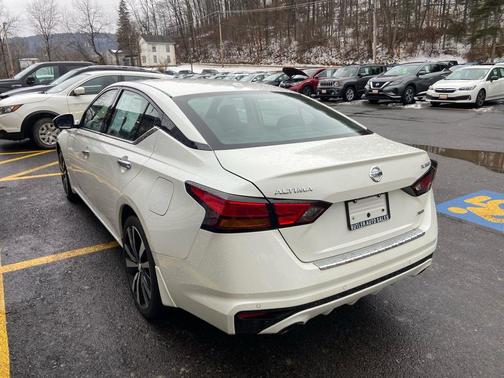 2021 Nissan Altima Platinum Intelligent AWD