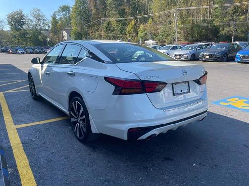 2021 Nissan Altima Platinum Intelligent AWD