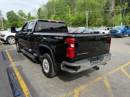 Black 2025 Chevrolet Silverado 2500 LT