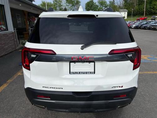 White 2023 GMC Acadia AWD AT4