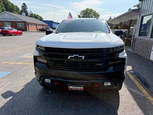 White 2021 Chevrolet Silverado 1500 LT Trail Boss