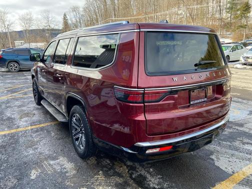 2024 Jeep Wagoneer L Series II 4x4