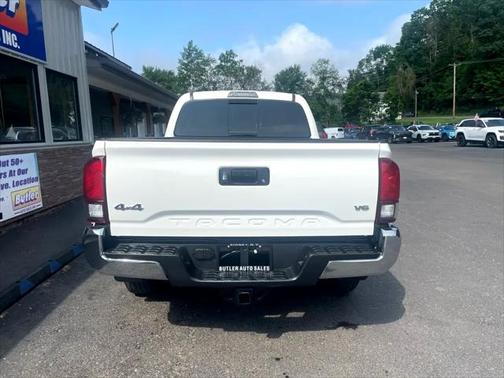 2022 Toyota Tacoma SR5