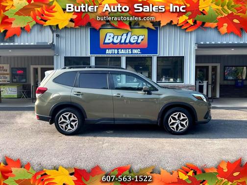 2022 Subaru Forester Premium