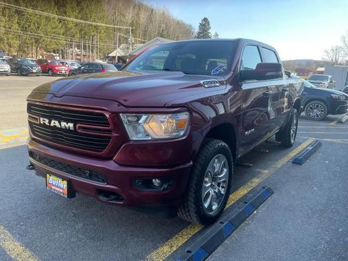 Maroon 2020 RAM 1500 Big Horn/Lone Star