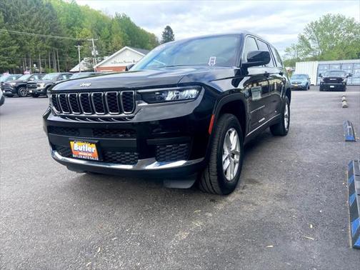 2022 Jeep Grand Cherokee L Laredo