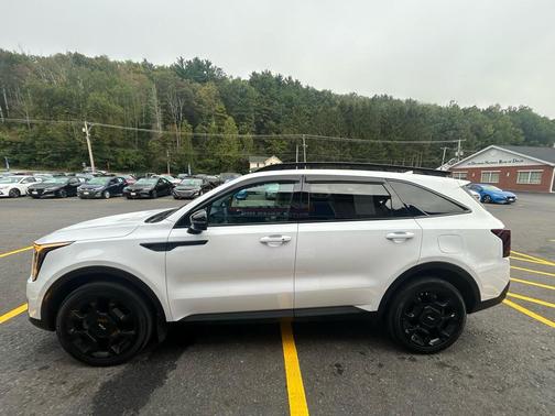2024 Kia Sorento EX
