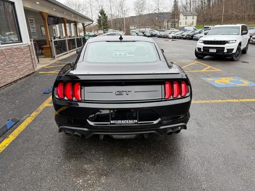 2022 Ford Mustang GT Premium