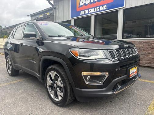 Diamond Black Crystal Pearlcoat 2018 Jeep Compass Limited