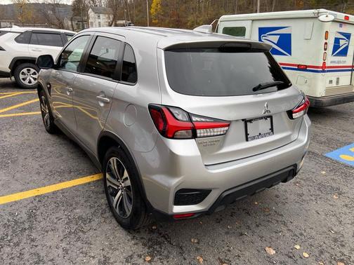 2024 Mitsubishi Outlander Sport 2.0 ES